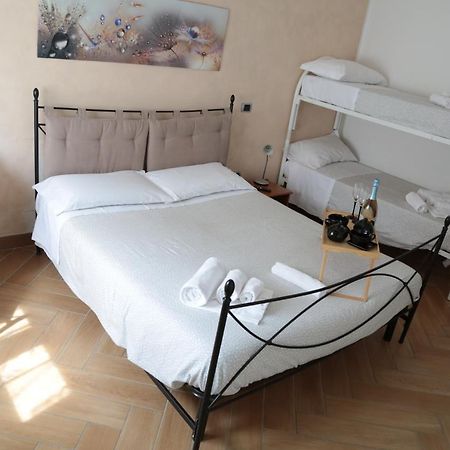 Guest House Simonazzi Реджонель-Эмилия Экстерьер фото