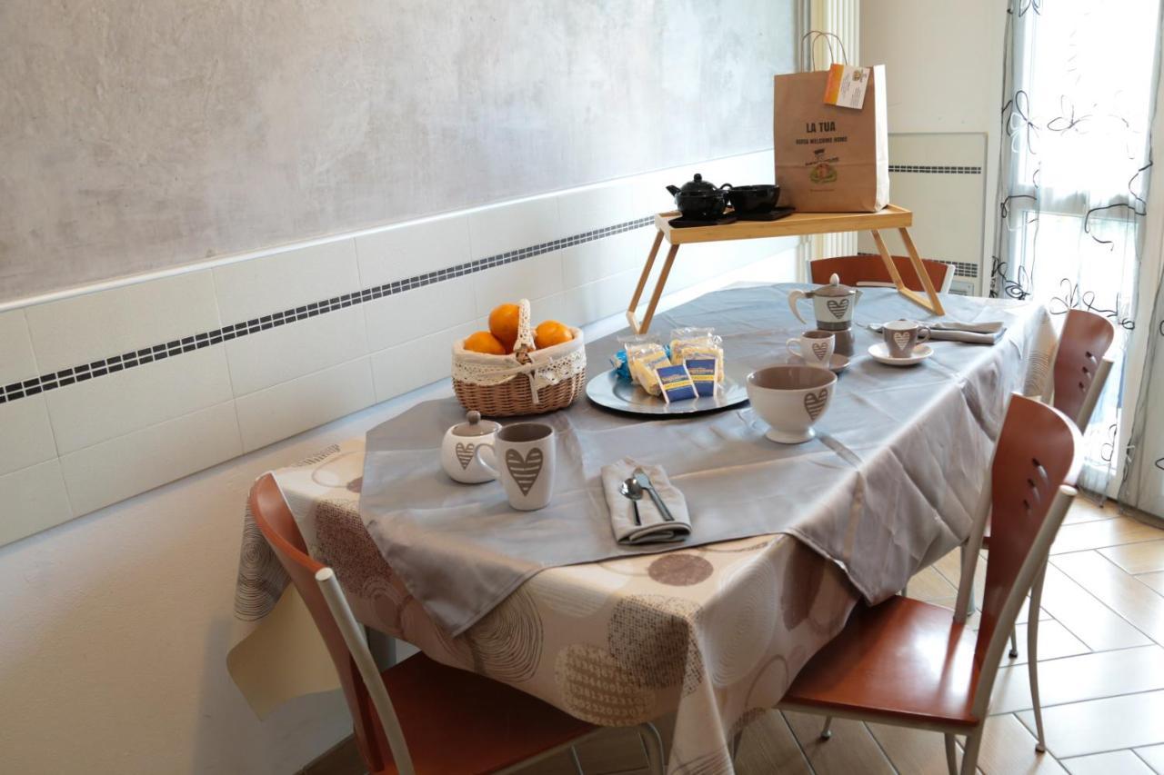 Guest House Simonazzi Реджонель-Эмилия Экстерьер фото