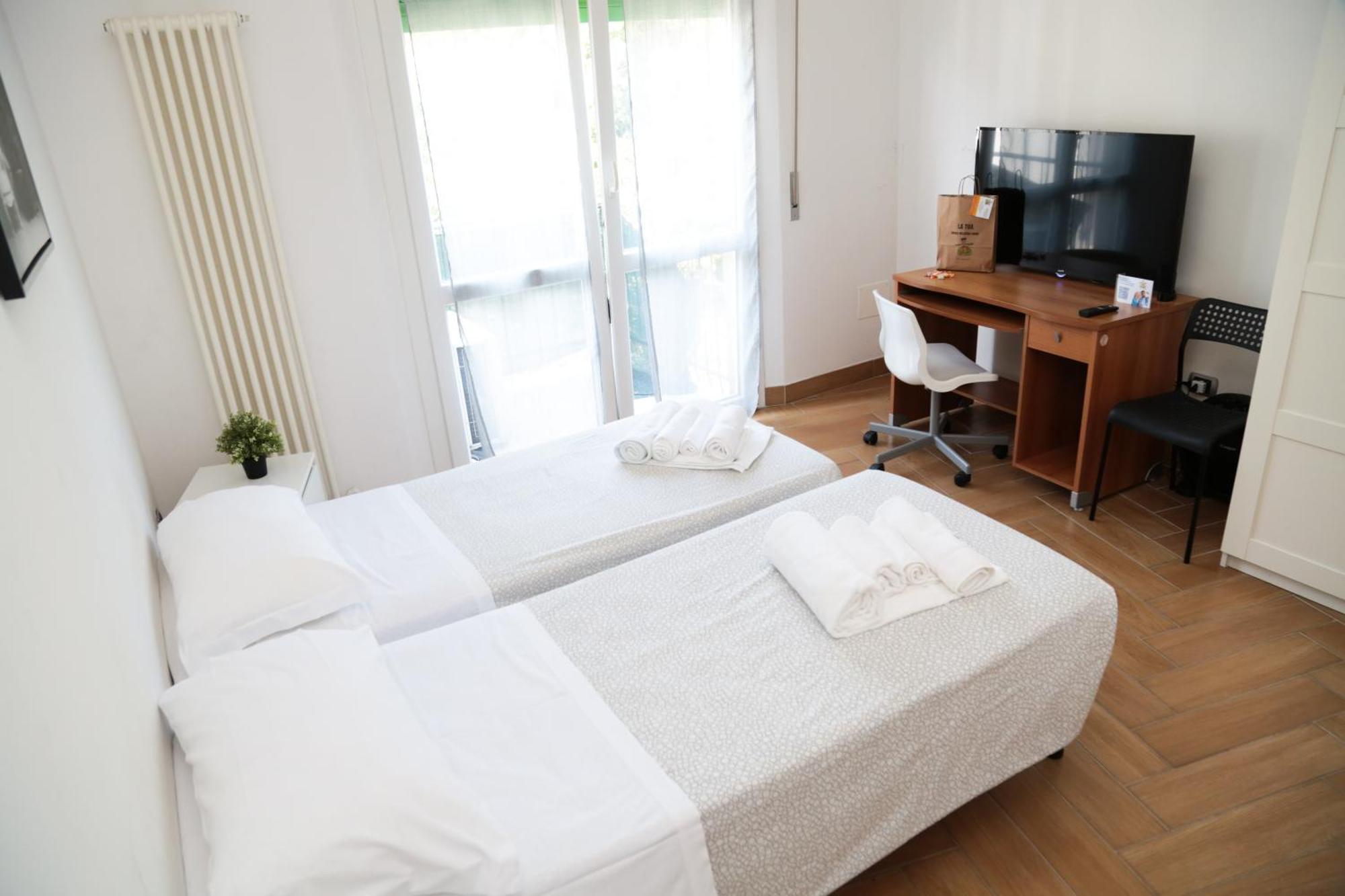 Guest House Simonazzi Реджонель-Эмилия Экстерьер фото