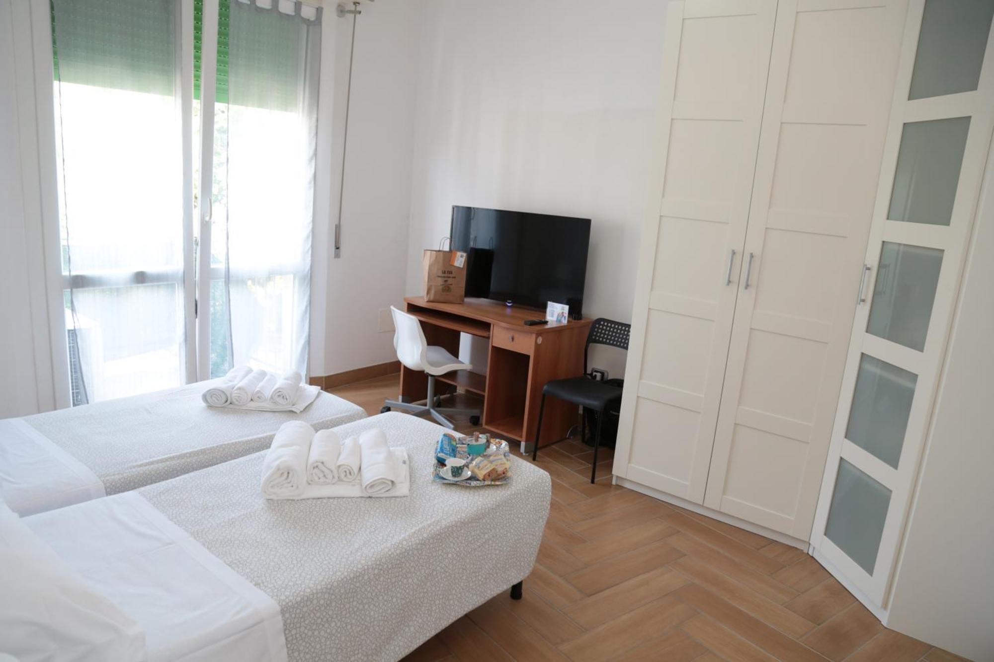 Guest House Simonazzi Реджонель-Эмилия Экстерьер фото
